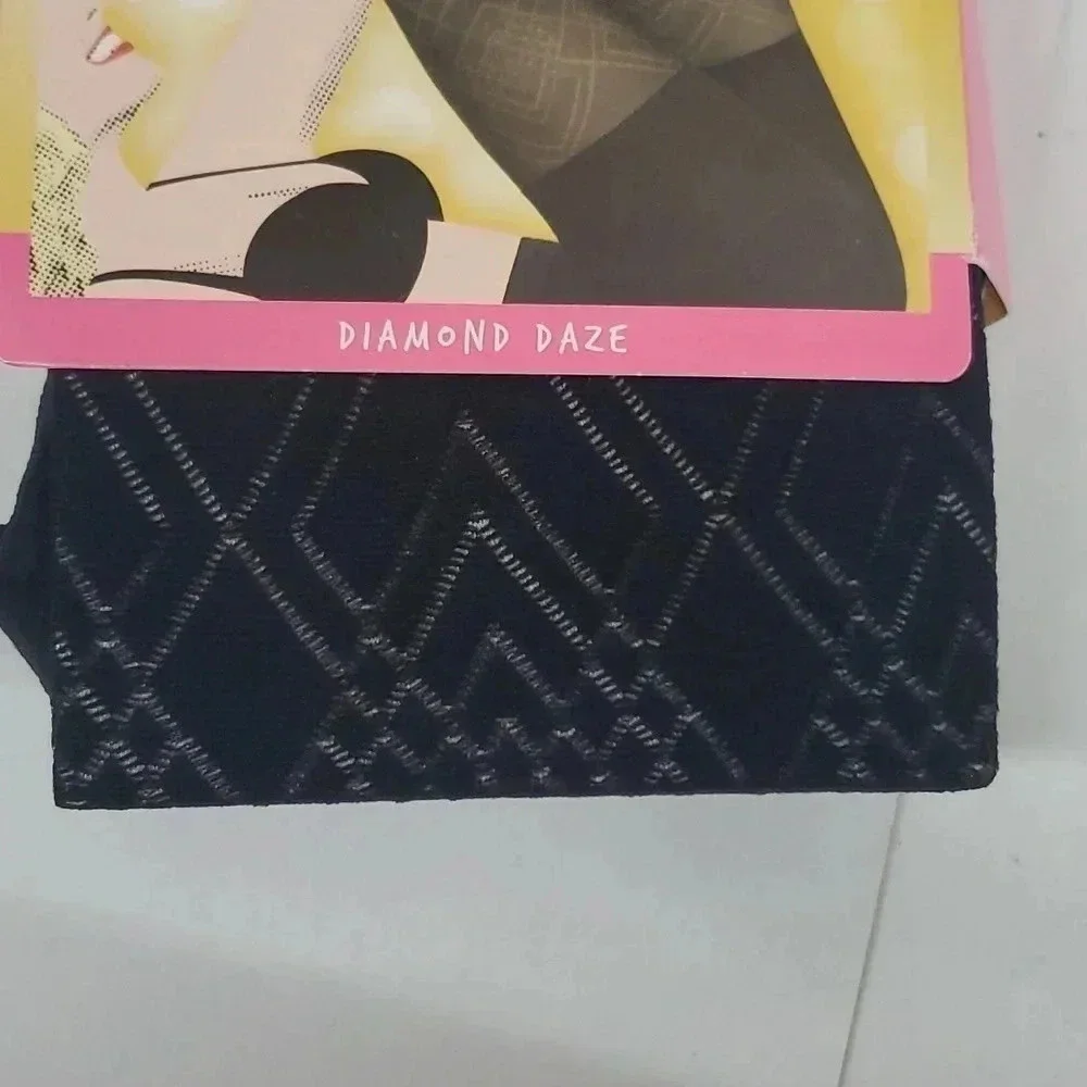 Star Power by Spanx Patterned Diamond Daze Shaping Tights in Black Size B NWT